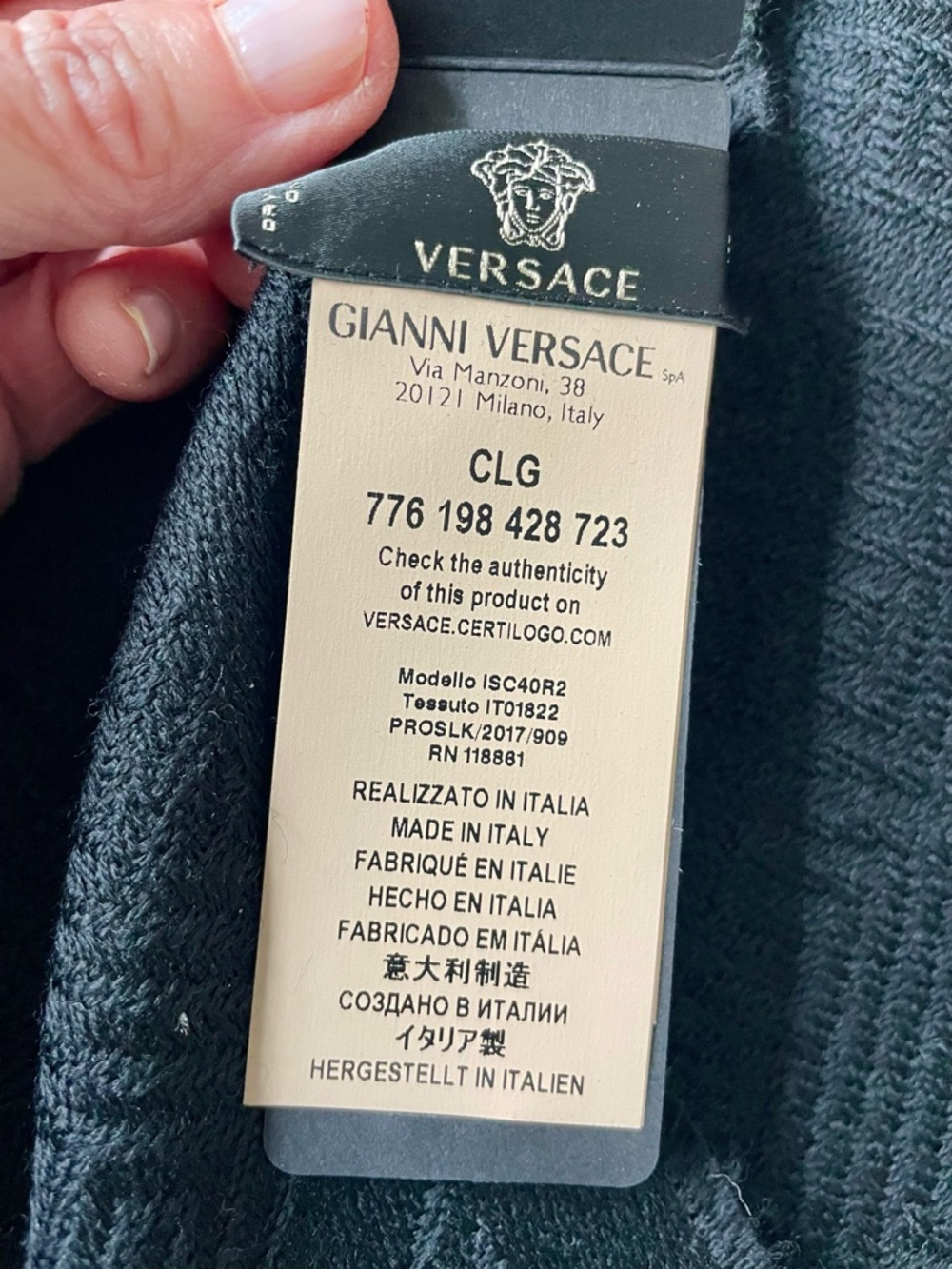 Versace Unisex Black Wool Logo Jacquard Scarf - Picture 3 of 10